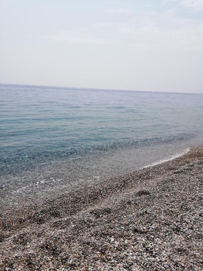 Apartamento Sole E Azzurro Fiumefreddo di Sicilia Exterior foto